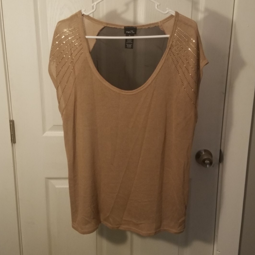 Rue 21 Top